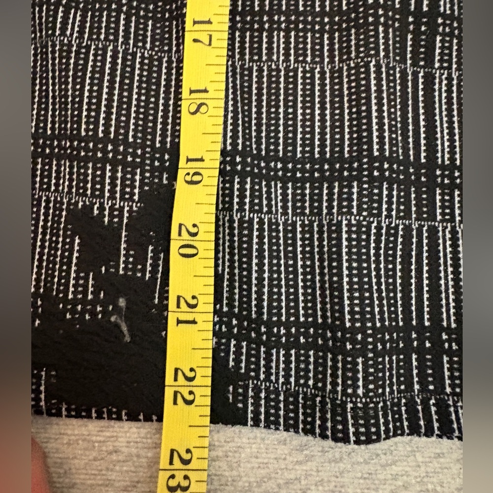 Margaret M Black and Gray Patterned Skirt - Picture 6 of 7